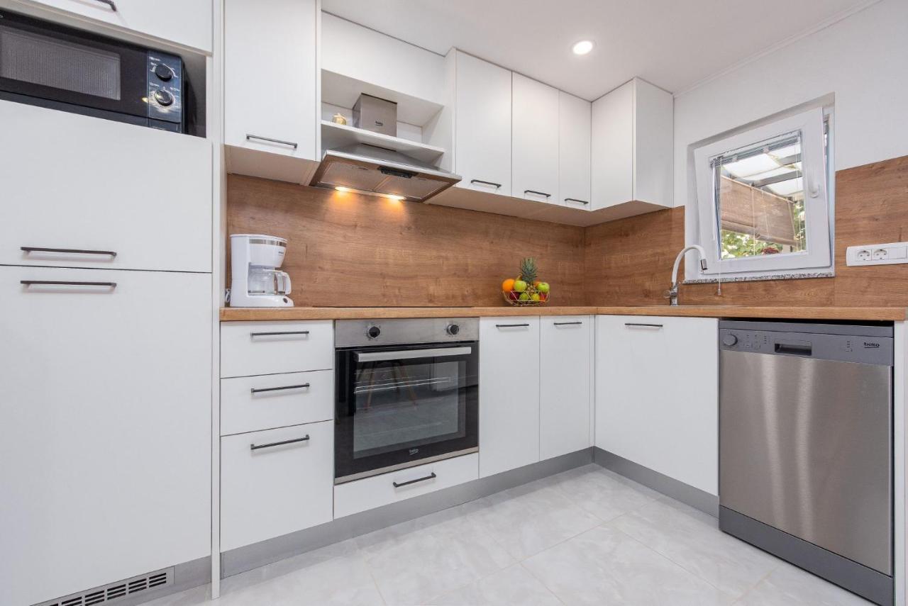 Apartment Belleza With Private Jacuzzi Zadar Exterior foto