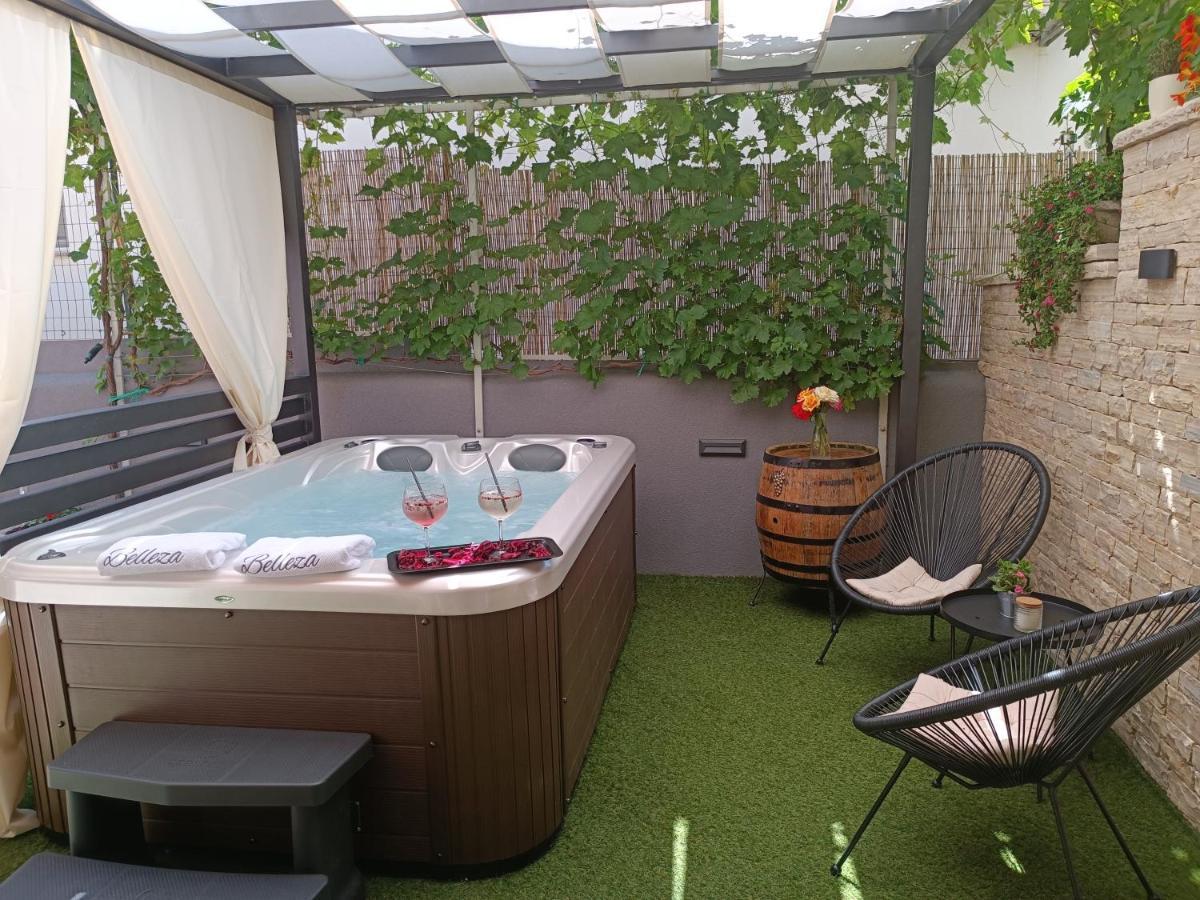 Apartment Belleza With Private Jacuzzi Zadar Exterior foto