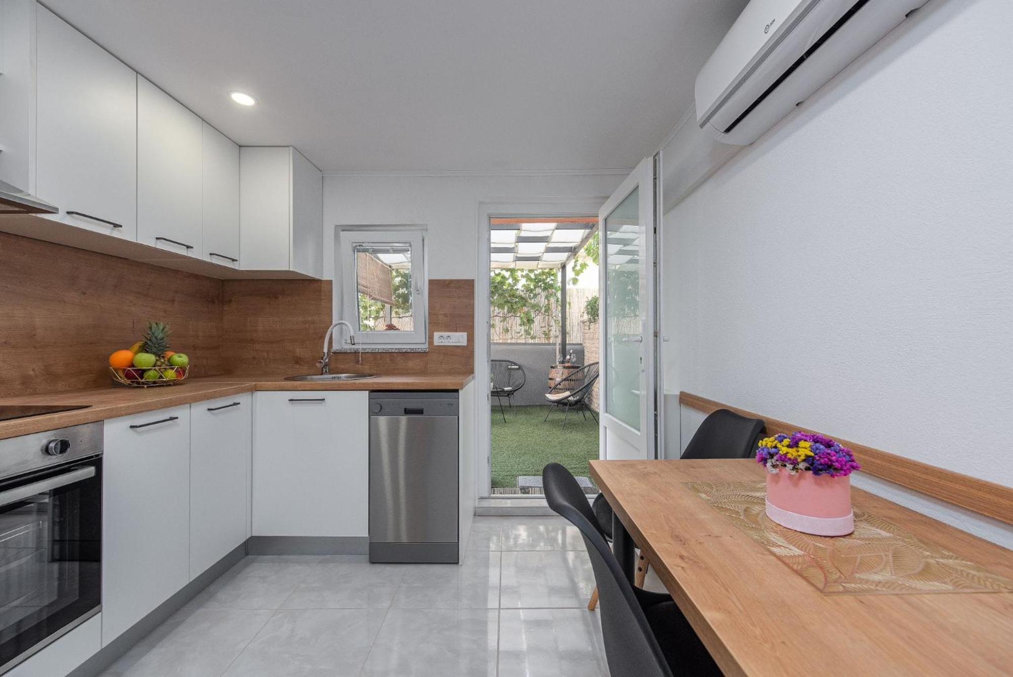 Apartment Belleza With Private Jacuzzi Zadar Exterior foto